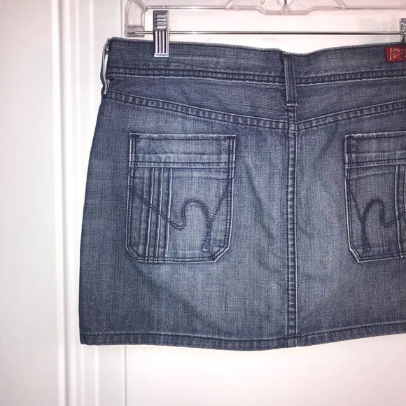 COH Women’s medium blue denim mini skirt with pockets in size 28 or 6 in EUC - Picture 6 of 11